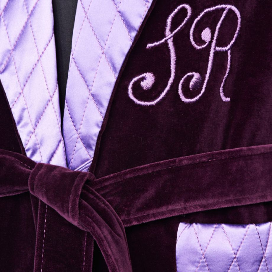 morgenmantel-mit-monogram